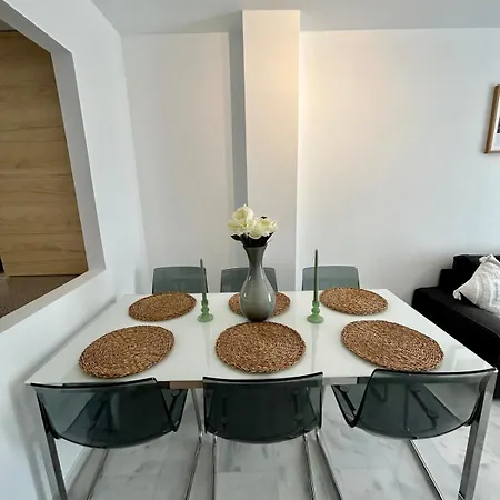 Sunbridge Apartment *
